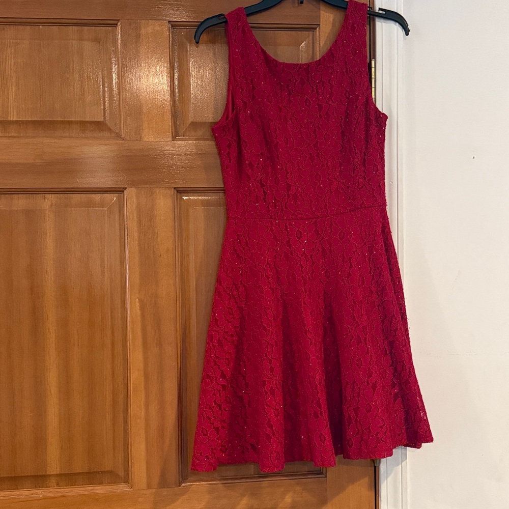 GUC! Juniors size9, Speechless Scarlet Red Lace Sequin Sleeveless Dress!